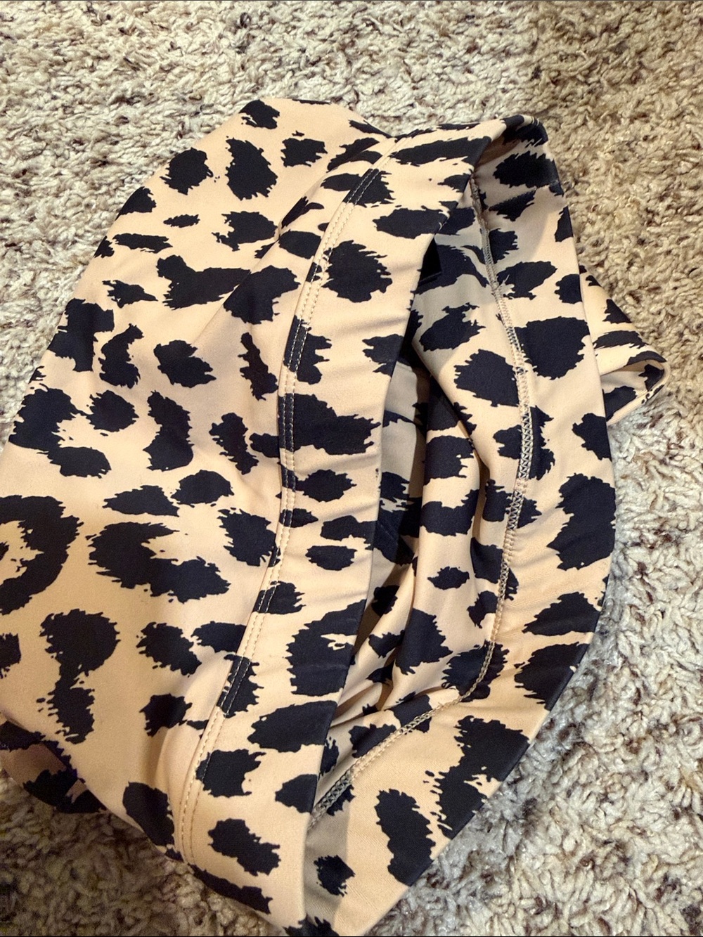 Leopard Print Sports Bra - Beige and Black - Picture 5 of 5